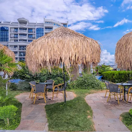 호텔 Chaika 써니비치