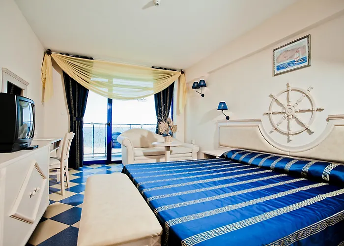 Chaika Ξενοδοχείο 3*