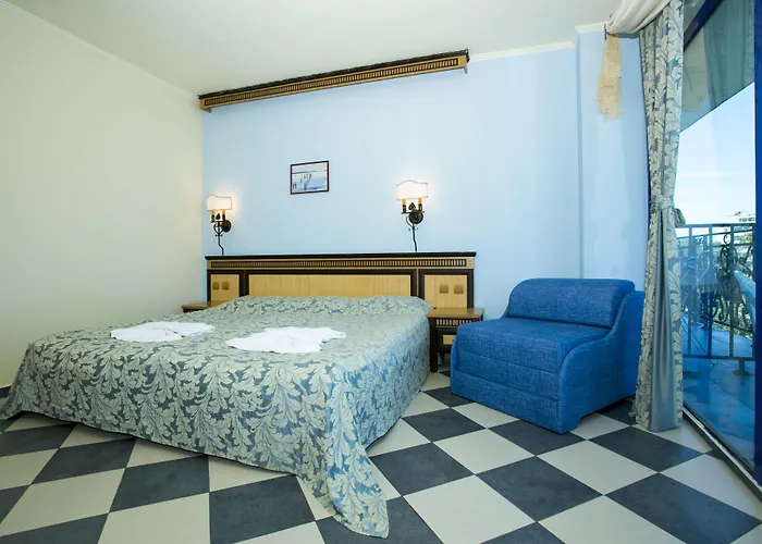 Chaika Σάνι Μπιτς