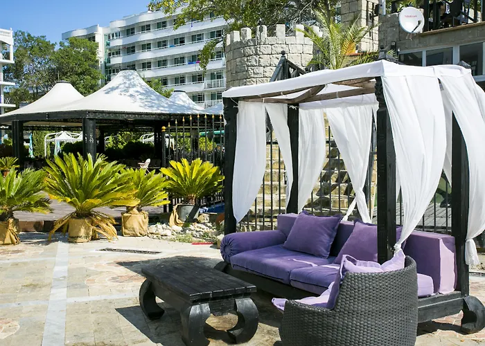 Chaika Ξενοδοχείο 3*